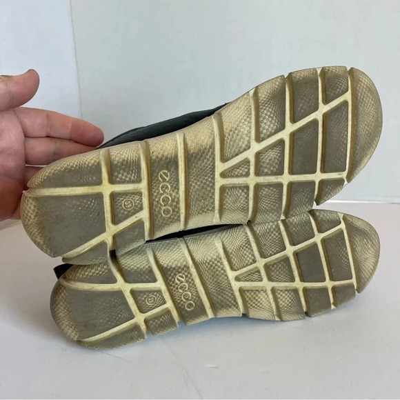 Ecco Danish Design Womens  Perforated Leather Lace Up Sneakers Sz 39 US 8.5 - Picture 9 of 11